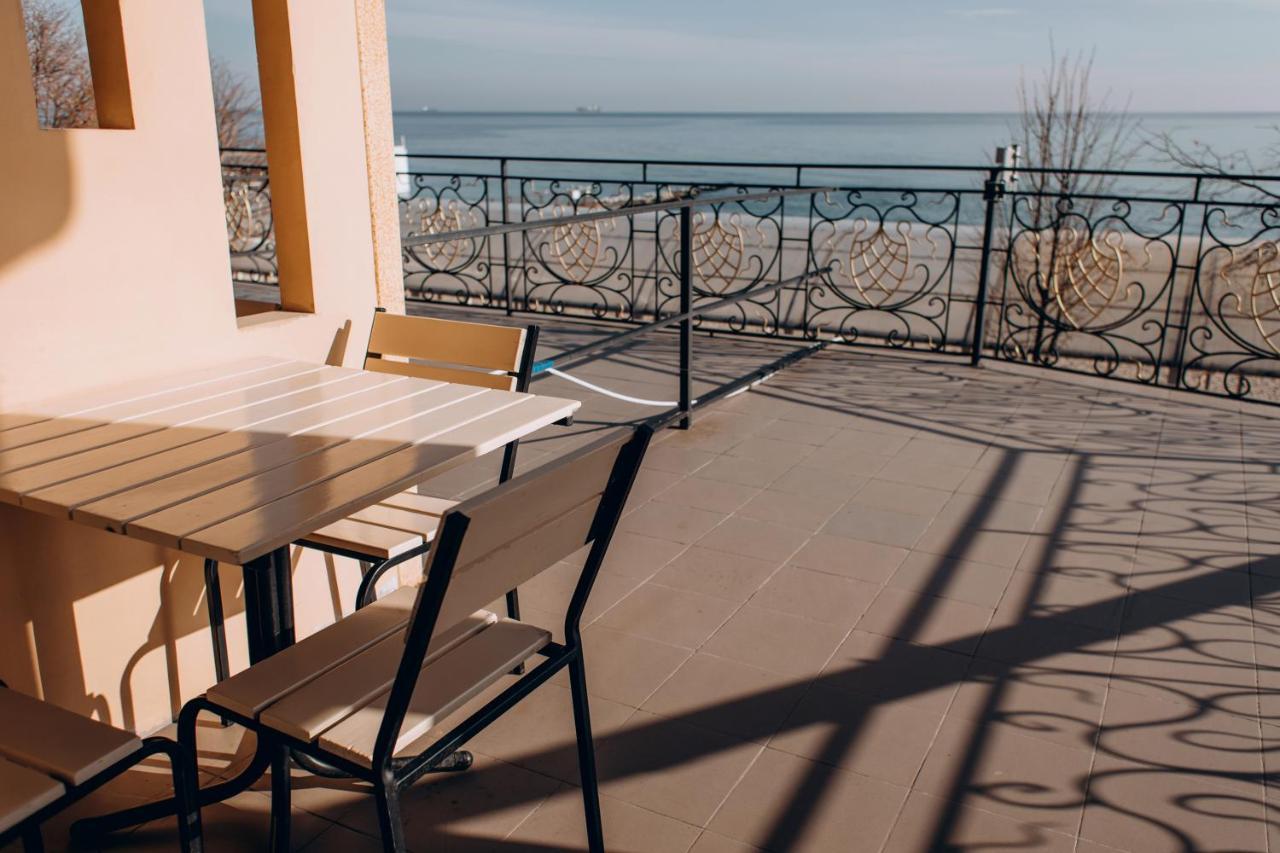 Hotel DA NONNA Odessa Exterior foto